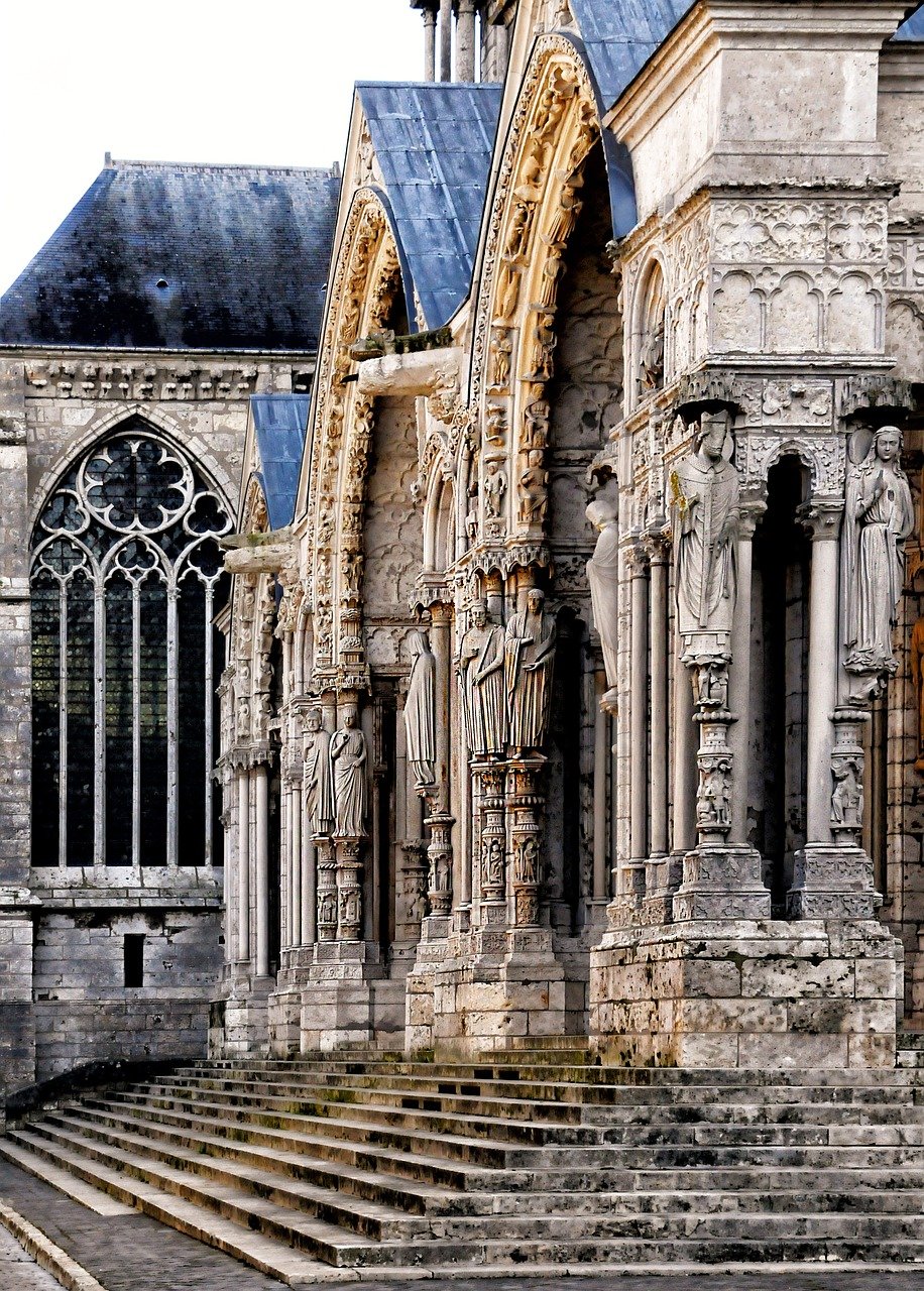 Chartres Cathedral, Paris – Architecture Revived